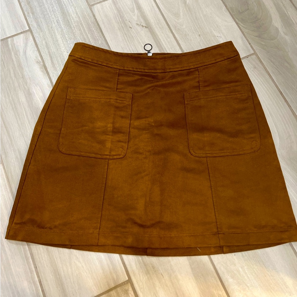 Womens came skirt with mini pockets